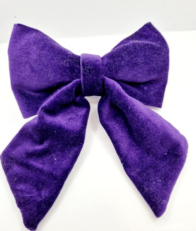 Velvet sailor bows