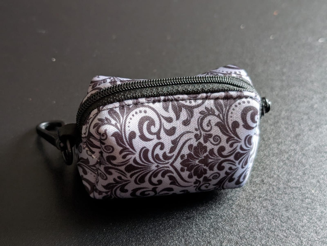 Gothica poop bag holder