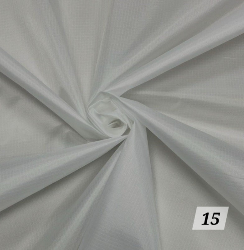 Lightweight raincoat