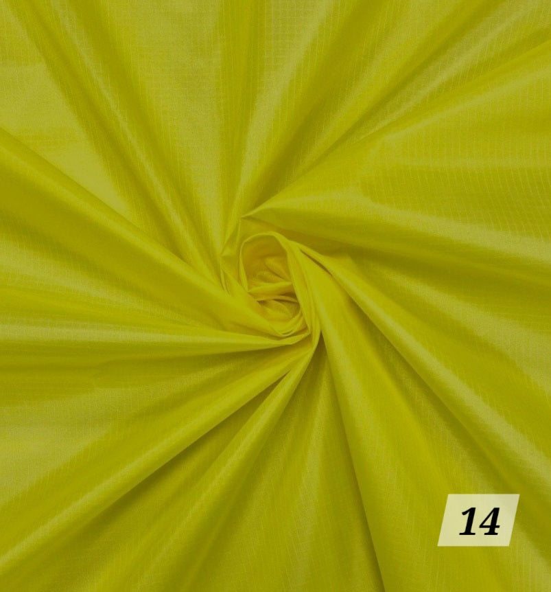 Lightweight raincoat